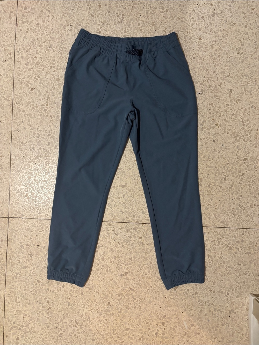 Patagonia Kids hiking pants in Slate Blue size large 12